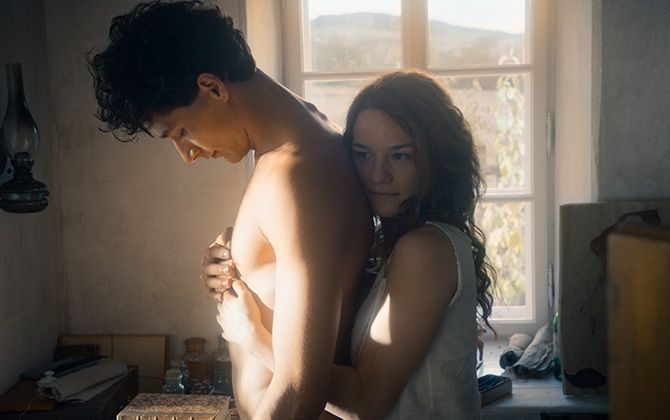映画『エゴン・シーレ 死と乙女』の一場面