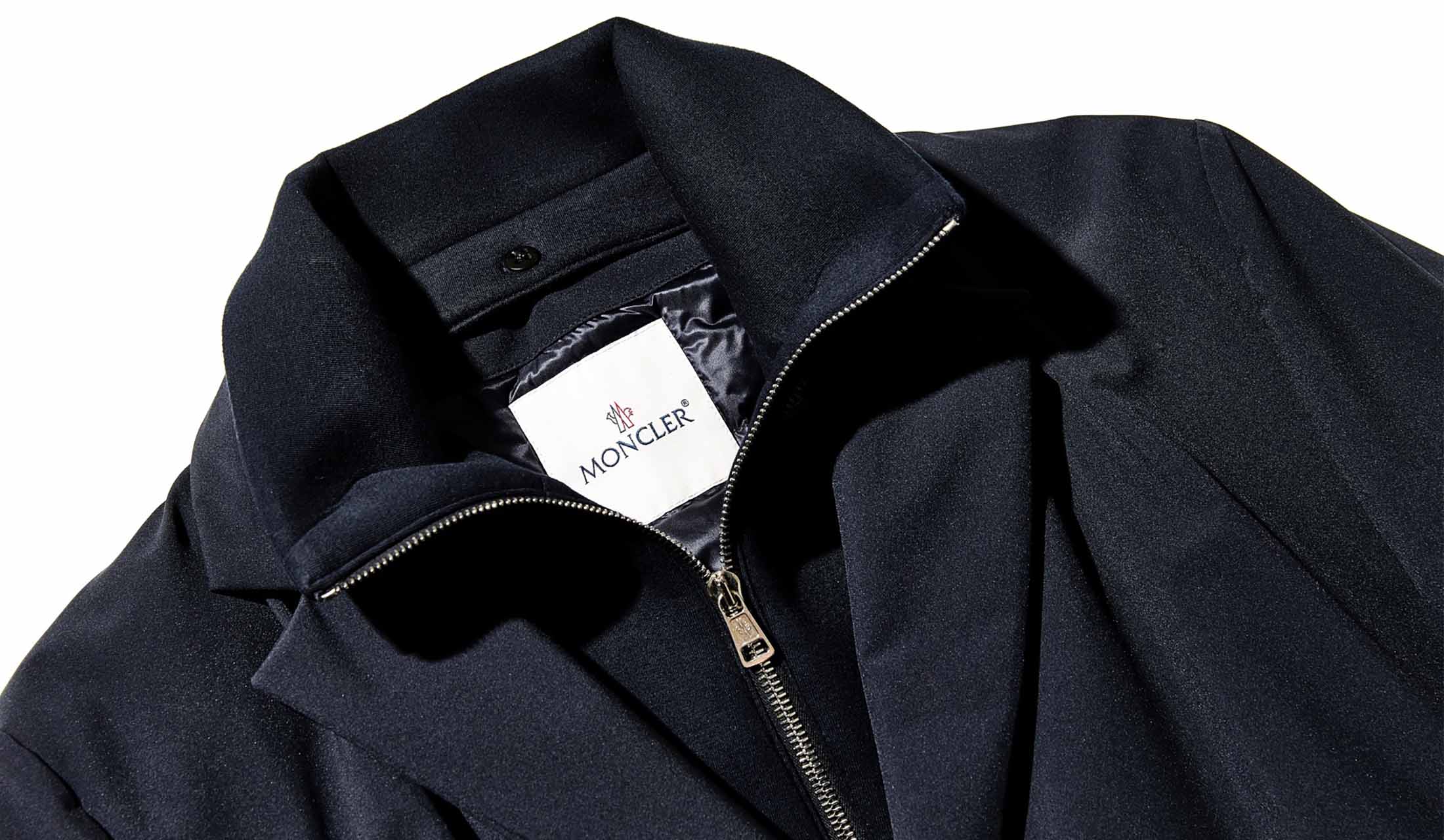 「モンクレール」のダウンコートは、防寒性とファッション性が両立した唯一無二の存在だ！スタイルを決定づけるハイブリッドデザインをまとう
