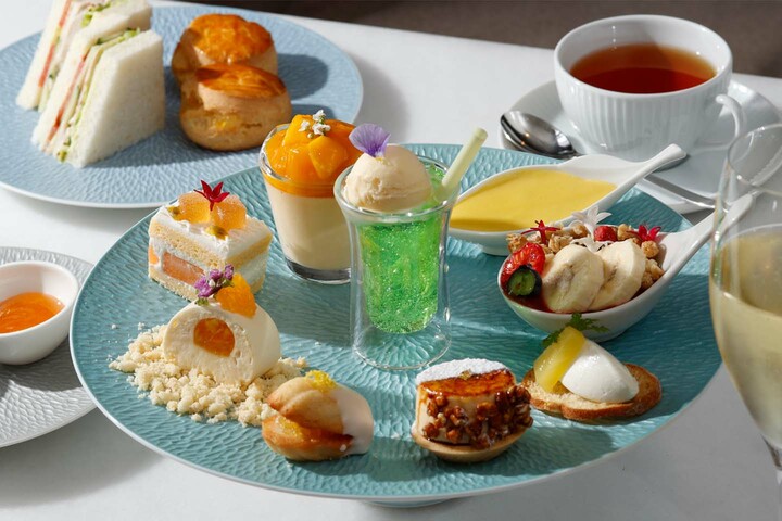 東京會舘で提供中の夏のアフタヌーンティーセット