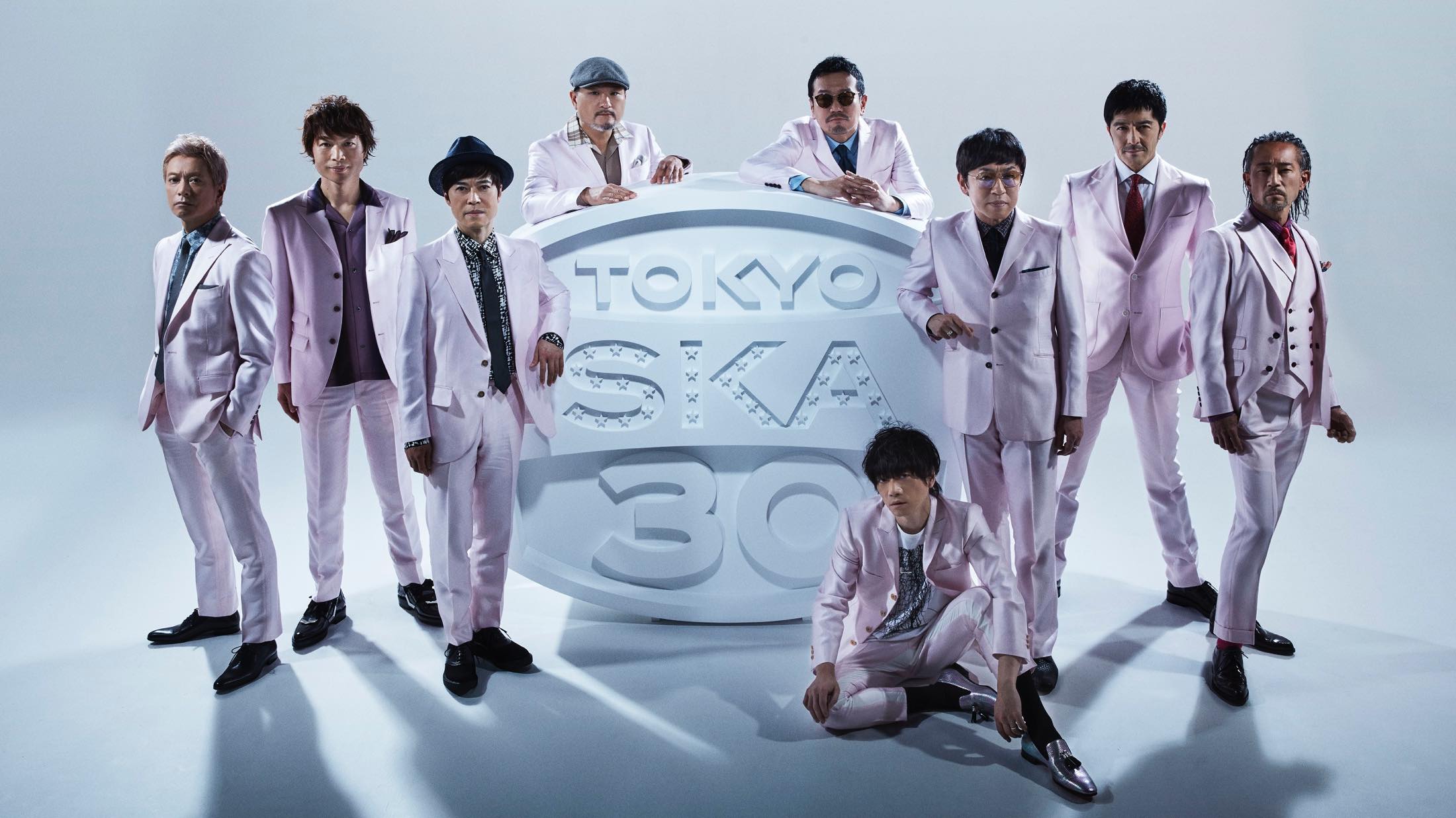 デビュー30周年の東京スカパラダイスオーケストラ。メンバーは左から、大森はじめ(Percussion)、茂木欣一(Drums)、NARGO (Trumpet)、沖祐市(Keyboards)、川上つよし(Bass)、加藤隆志(Guitar)、GAMO(Tenor sax)、谷中敦(Baritone sax)、北原雅彦(Trombone)。