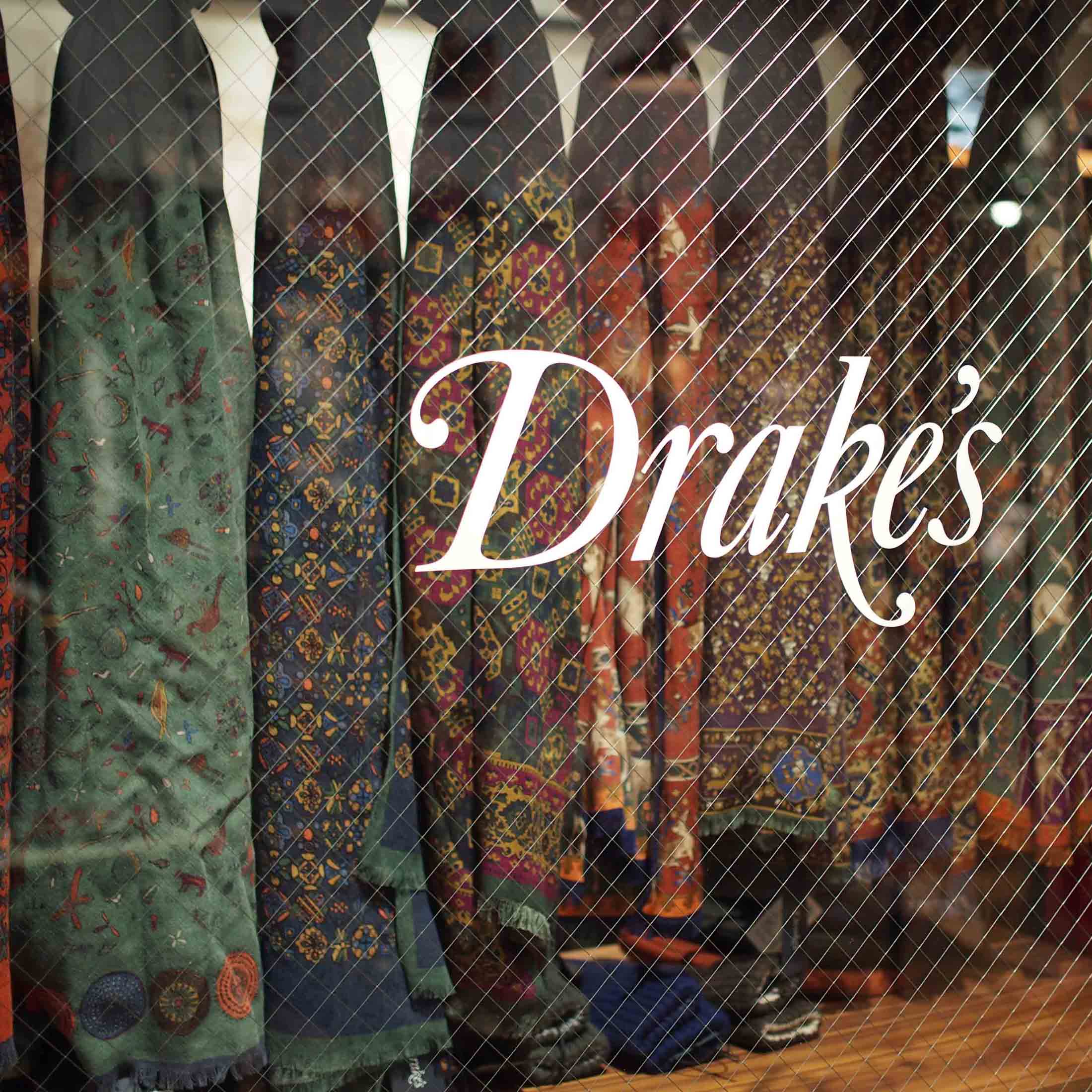GINZA SIX 5階「BRITISH MADE(ブリティッシュ メイド)」内にshop in shopとしてオープンした「Drake’s(ドレイクス)」。