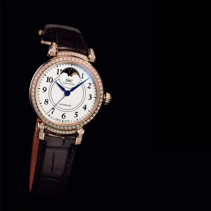 ■7:【IWC】206個ものダイヤモンドをあしらった世界限定50本モデル
