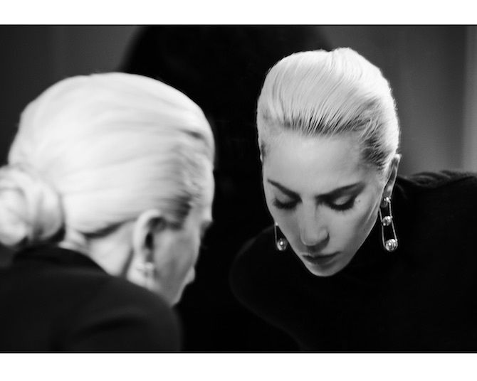 Tiffany & Co.(ティファニー)によるレディー・ガガの広告ビジュアル