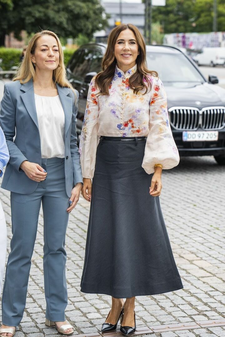 ファッションニュース_3,セレブ_3,大人コーデ_3,秋コーデ_3,スカート_3