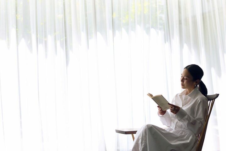 「出会った素敵な方々や美しいものを伝えたい。そんな思いでエッセイを書いています