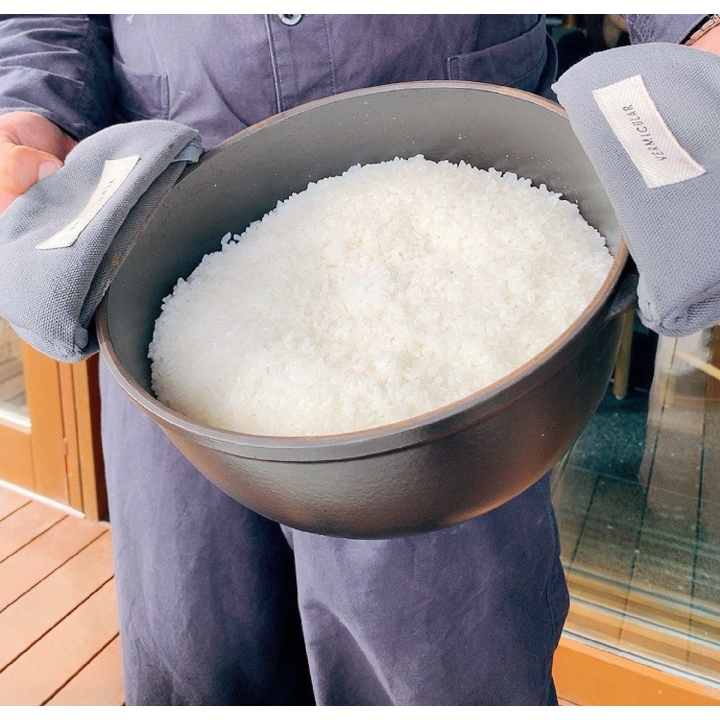 バーミキュラで炊き立てツヤツヤのご飯!