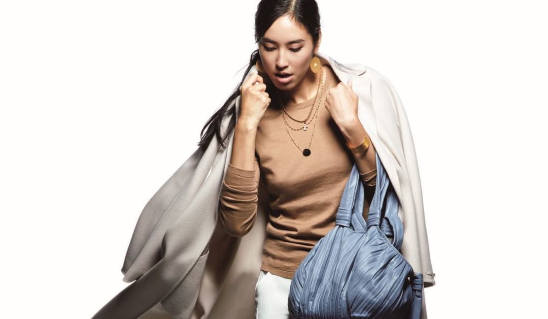 ベージュニットコーデ７選 スカートやパンツとの合わせ方など 大人の女性のための春のレディースの着こなし Precious Jp プレシャス