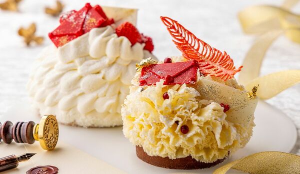「ストリングスホテル東京インターコンチネンタル」のクリスマスコレクション2025|クリスマスケーキ2種&ホリデーテイクアウト【実食レポート】