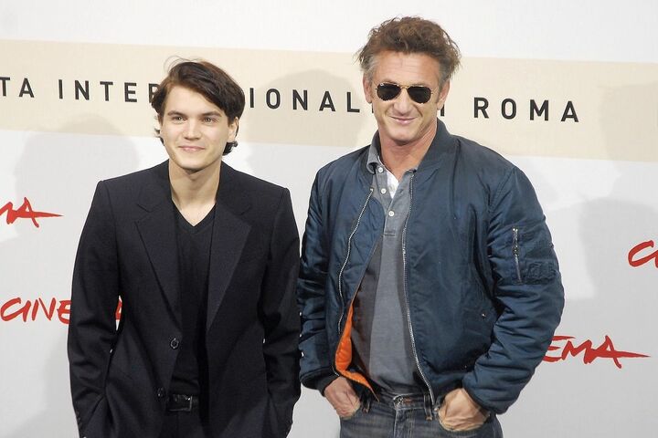 主演のエミール・ハーシュと。