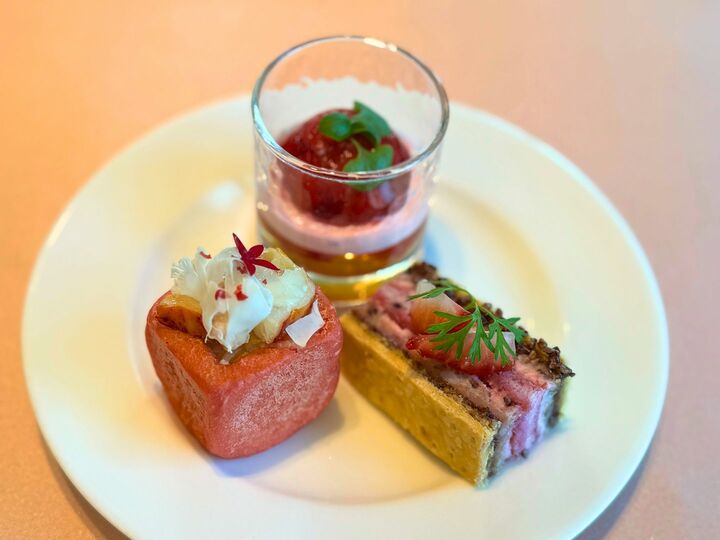 ホテル_5,スイーツ_5,いちご_1,レストラン_4,絶景_4