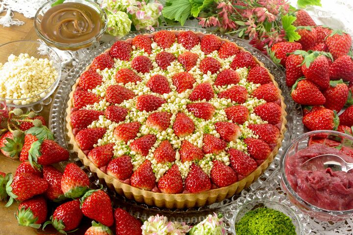 フランスではデザートで食べる定番食材を日本でも。1ピース￥660／ホール[25cm]￥6,264（ともに税込）