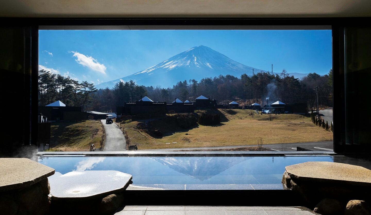 富士山を望むラグジュアリーホテル「THE SENSE FUJI」