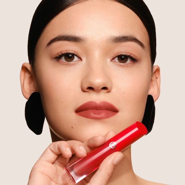 「アルマーニ」のリップ