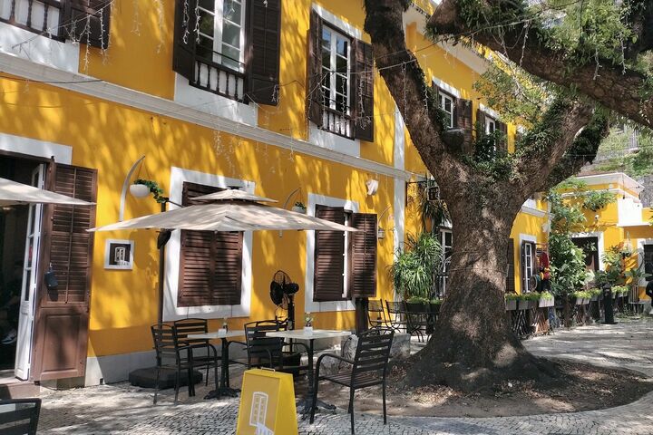 旅行_4,海外旅行_4,レストラン_1,酒_3