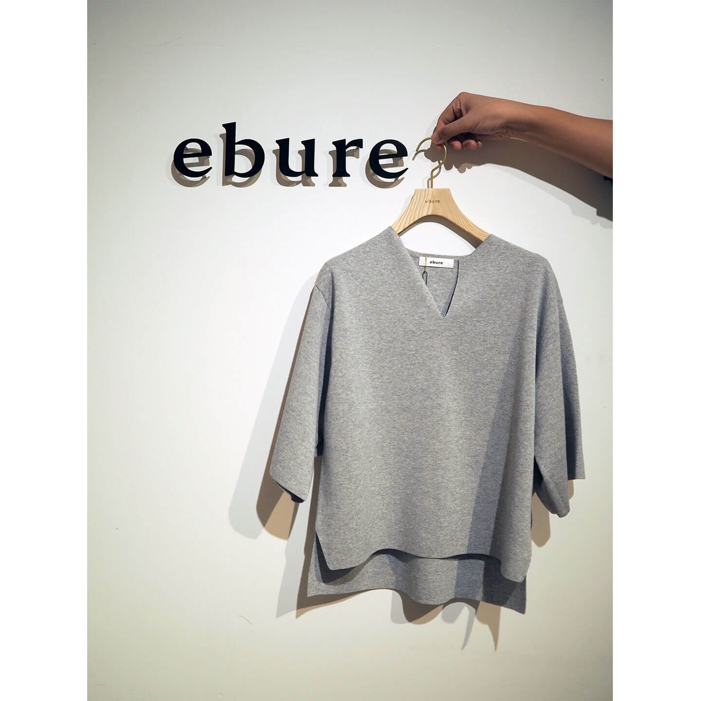 ニットソー¥22,000(税抜)