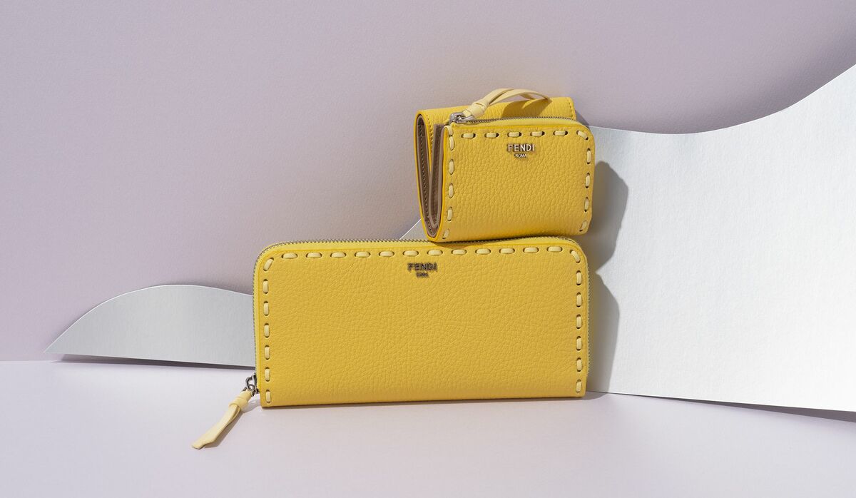 FENDI フェンディ　セレリア 長財布 コンチネンタルウォレット イエロー 品格を日常に！「フェンディ」の本命財布｜鮮やかなイエローとアイ