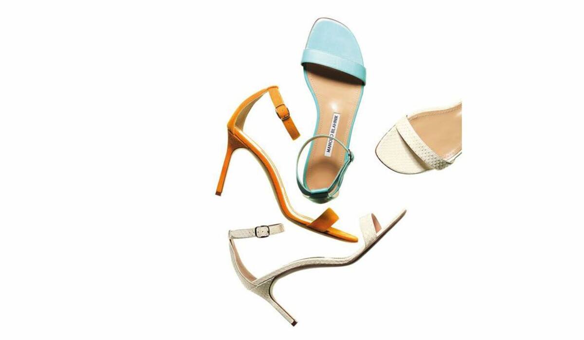 【美品】マノロブラニク カオス パンプス アシンメトリー バイカラー 24.5 まだ間に合う！この夏履きたいマノロブラニクの旬サンダル♪｜MB