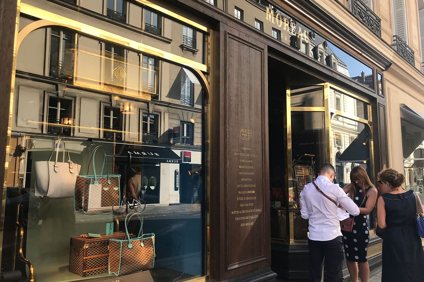 フォーブール・サントノレ通りにあるモロー・パリの旗艦店。