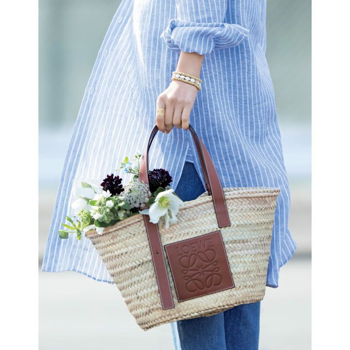 ■ロエベ(LOEWE)のトート型かごバッグ
