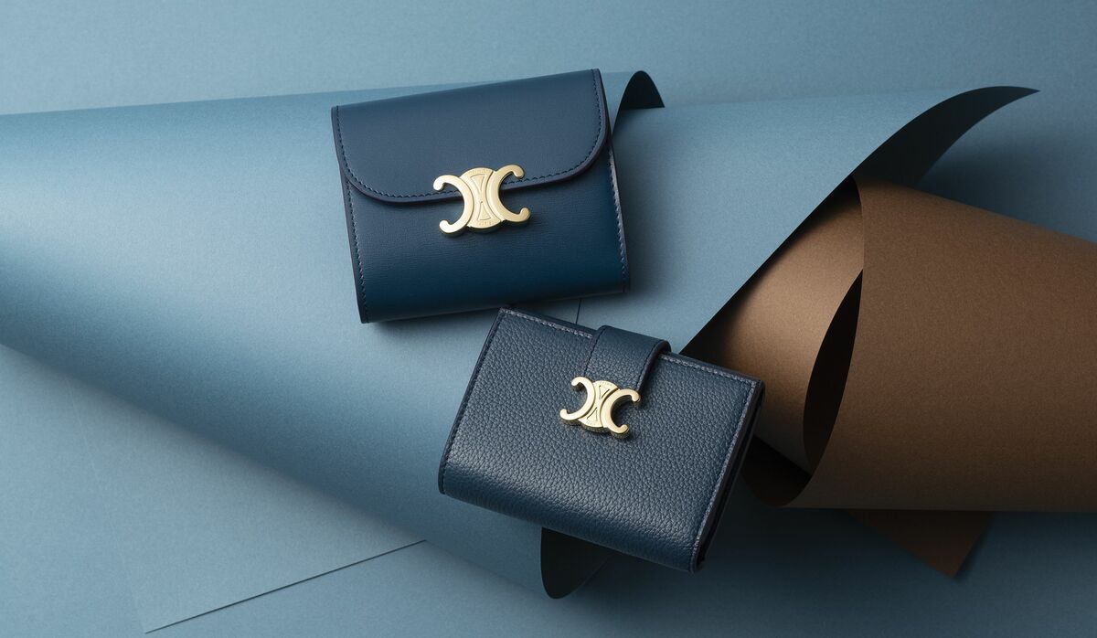 2025年最強開運日に向けてチェック！「セリーヌ」の新作財布｜静謐な