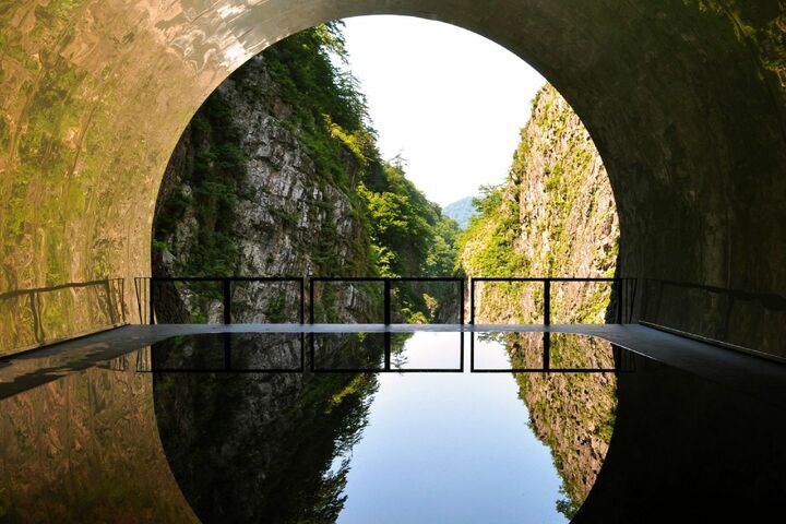 清津峡渓谷トンネル