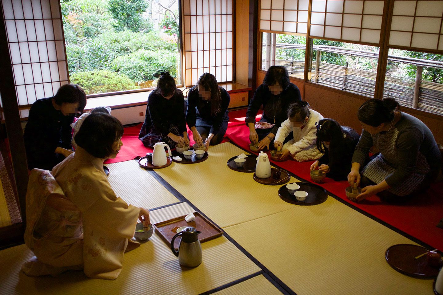 好評を博したお子様向け茶道レッスン