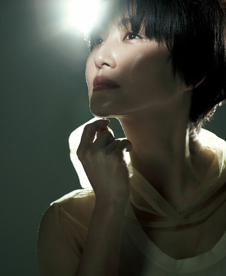 カットソー［チュール付き／店舗限定］￥107,800（アオイ〈ファビアナフィリッピ〉）