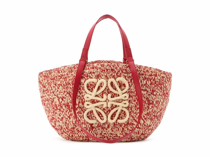 「ロエベ」のバッグ『エクリプス バスケット バッグ』