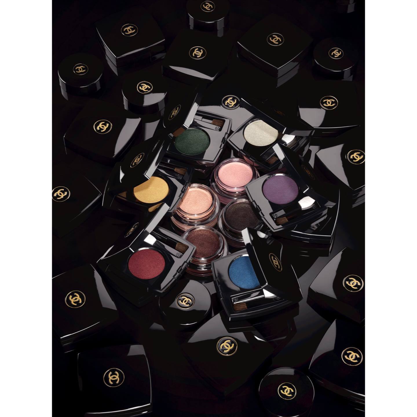 シャネルのアイメークアップコレクション ©️CHANEL ※ゴールドは日本未発売色