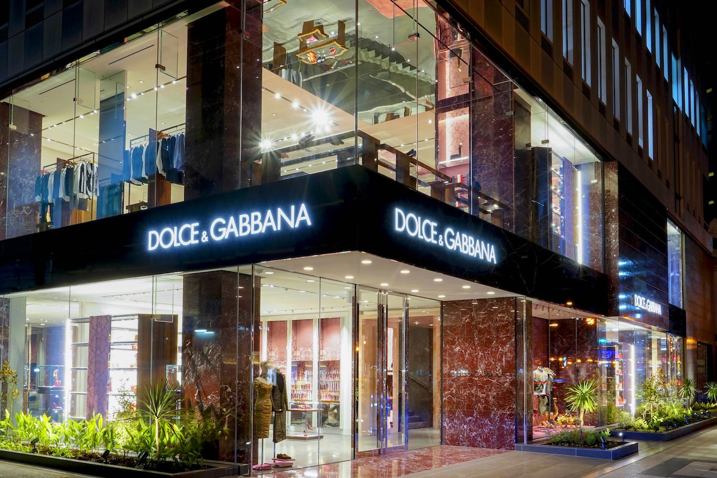 DOLCE&GABBANA(ドルチェ&ガッバーナ) 御堂筋の外観 ©DOLCE&GABBANA
