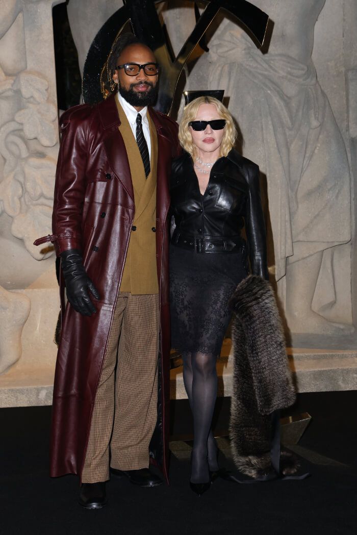 左は、アキーム・ハリス。