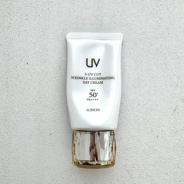 アルビオン リンクル イルミネイティング デイ クリーム SPF50+・PA++++ UV耐水性★ 50g ￥11,000【医薬部外品】
