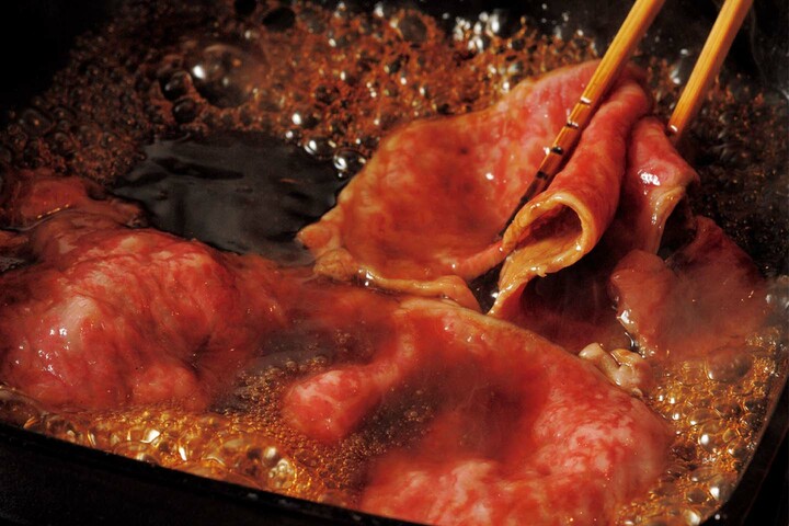 「すき焼き あさい」のフィレとロースのすき焼き