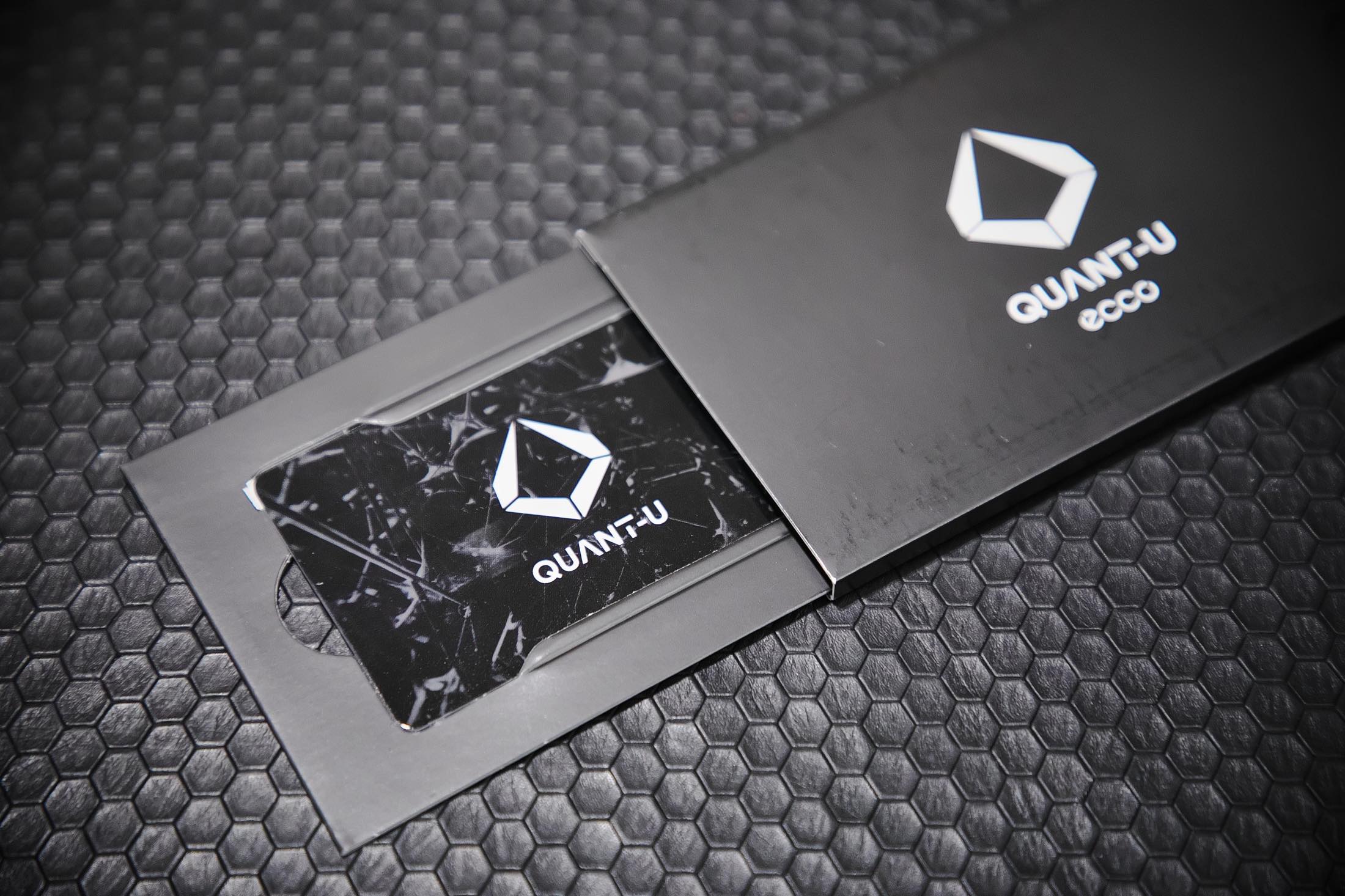 「エコー」が開発した新技術を使って作られる自分だけの靴「ECCO QUANT-U」サービス。