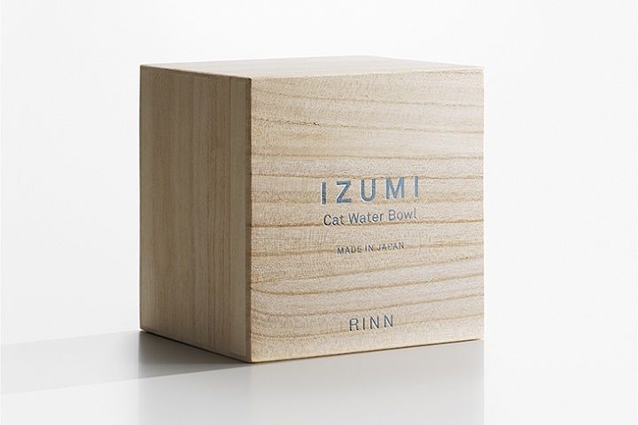 職人の目で徹底した検品を行い、合格したものだけが出荷されるという徹底ぶり。シンプルな桐の箱は保管用にもうれしい。