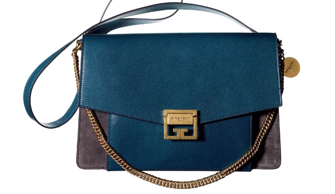 ジバンシィのチェーンストラップ付きバッグ「GV3 ミディアム