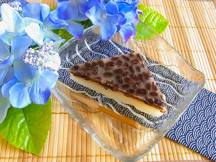 「本くず 上り ういろう・水無月」(桃太郎製菓)