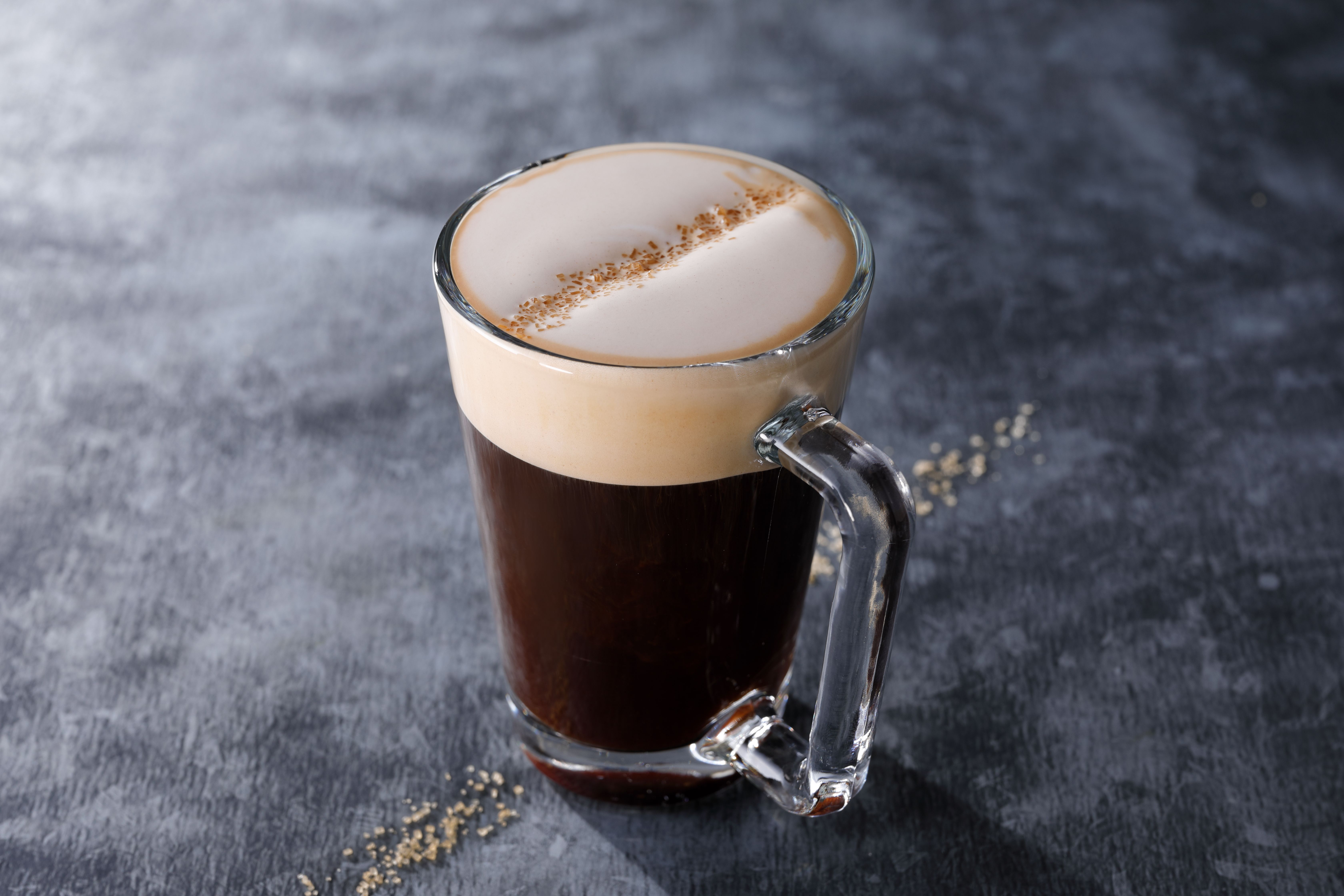 「Americano Con Crema(アメリカーノ コン クレマ)」¥800(税抜)