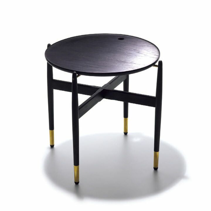 タペストリーテーブル￥93,000【直径48×高さ45cm（組み立て時）】（ヴォールヒュッテ）　［Precious2019年8月号244ページ］