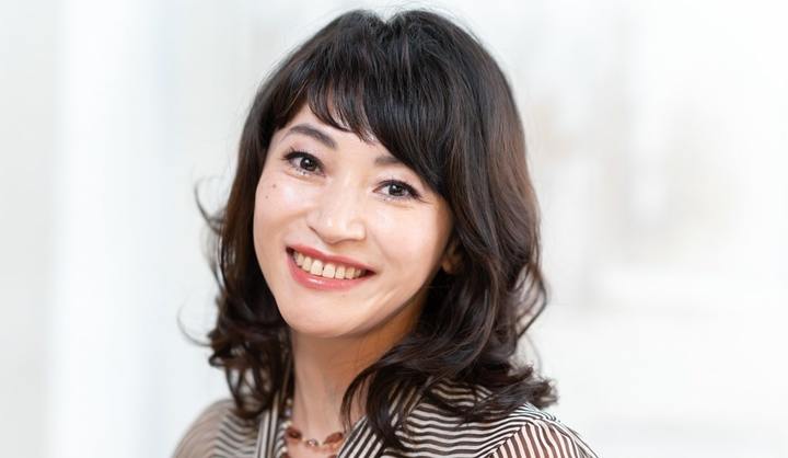 面長顔のミディアムヘア代表：野内洋子さん（43歳／無職）