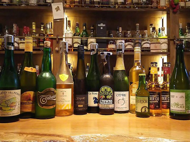シードルに合わせる料理は、北部アスト ゥリアス地方の郷土料理。