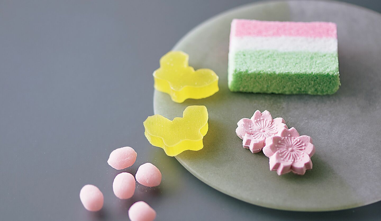 京都の和菓子店「俵屋吉富」の「おくちどり」
