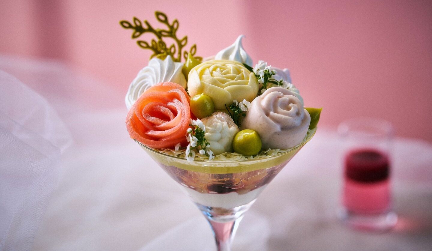 ザ・プリンスギャラリー 東京紀尾井町の「Rose Bouquet Parfait」の画像