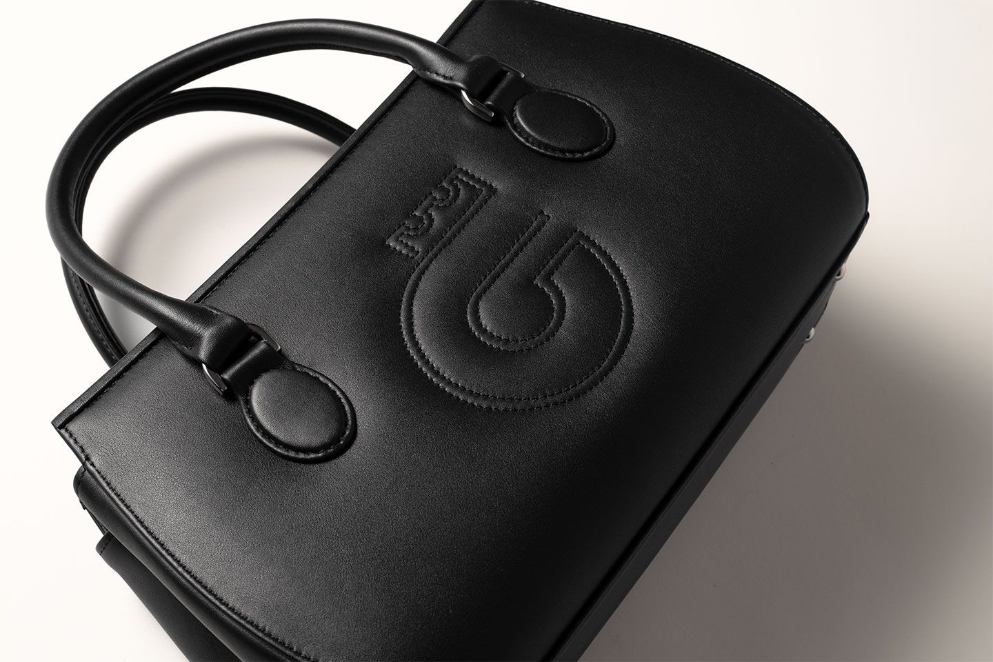 コンテスのバッグ「SHOULDERBAG 61001」