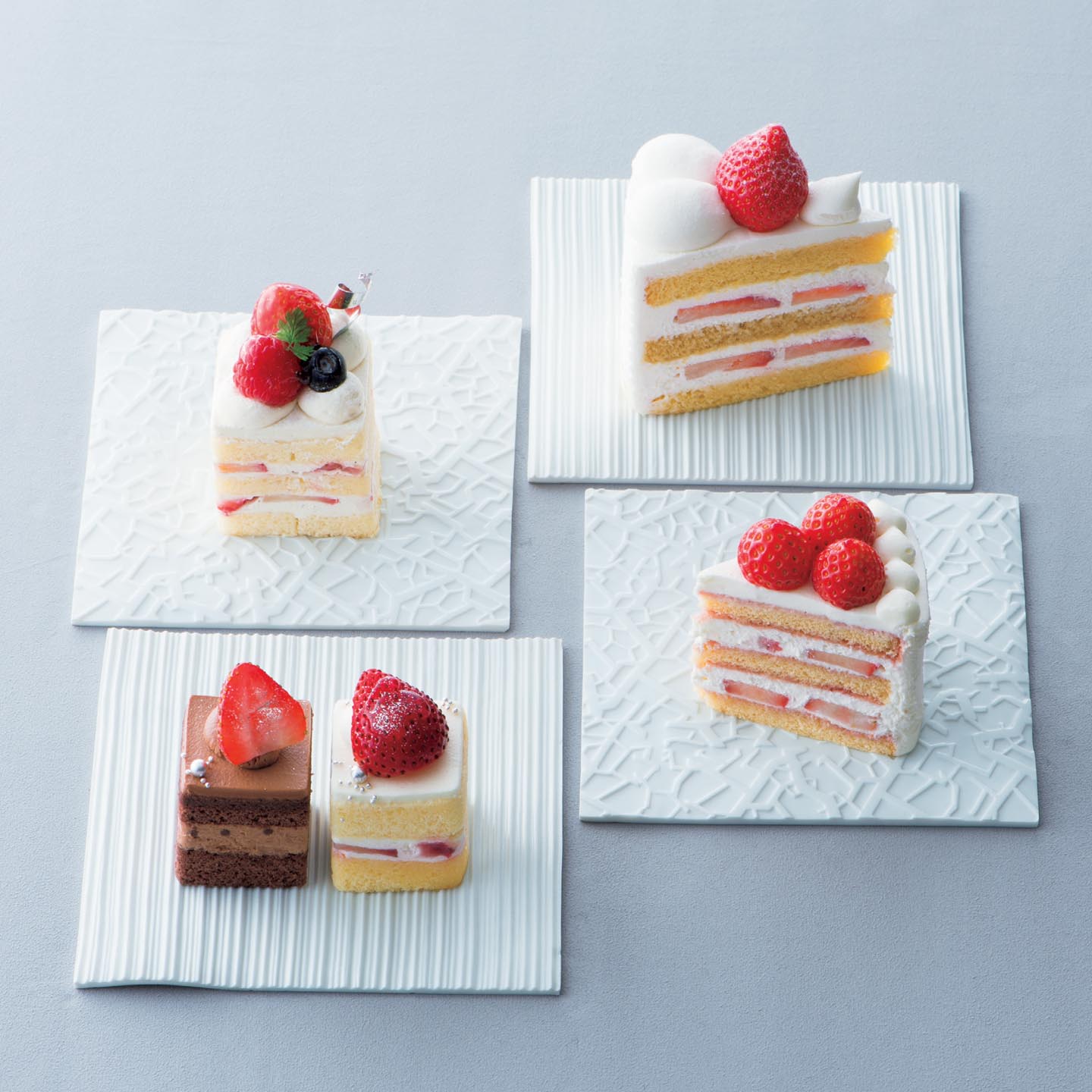左上から反時計回りに/トシヨロイヅカの「MTフレーズ」、ボン スイーツ&コングラッツの「キャレケーキ」、フレンチパウンドハウスの「苺ショートケーキ・ブラン」、パティスリーSATSUKIの「スーパーショートケーキ」