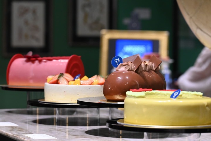 スイーツ_2,クリスマスケーキ_2,チョコレート_2,いちご_2,プレゼント_2