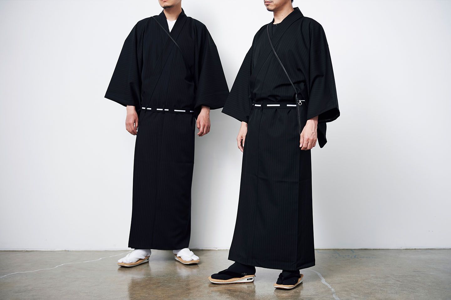 Y.&SONS for Graphpaper「Offscale Wool Gabardine YUKATA」¥78,000(税抜)