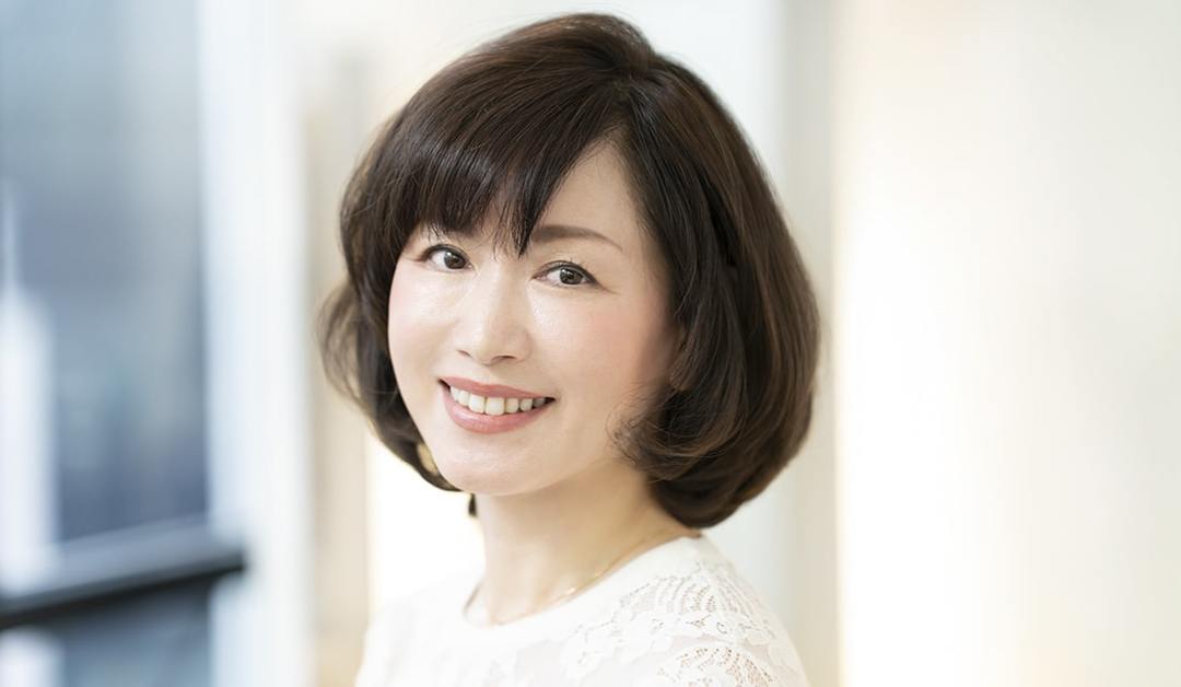 ボリュームアップと白髪カバーの解決法は 分け目の位置 がカギ Precious Jp プレシャス