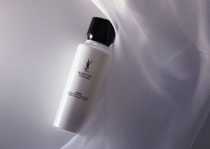 イヴ・サンローラン・ボーテ ブランクチュール ローション <医薬部外品> 200ml ¥8,500(税抜)