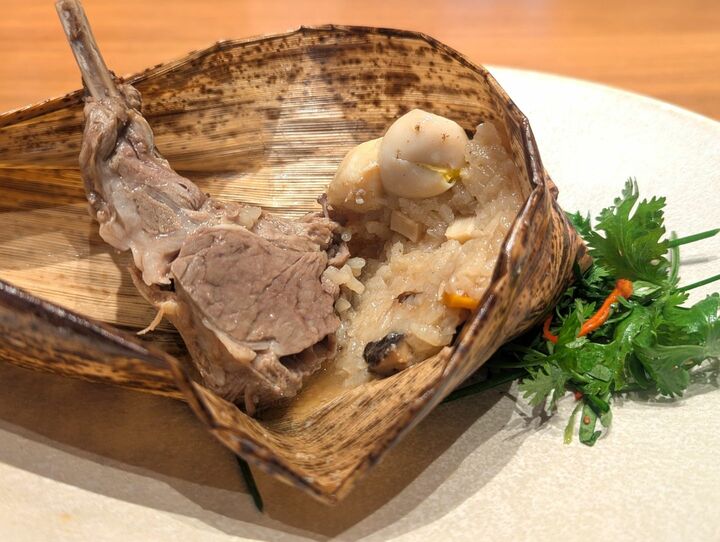 ホテル_5,東京_5,肉_4,レストラン_2